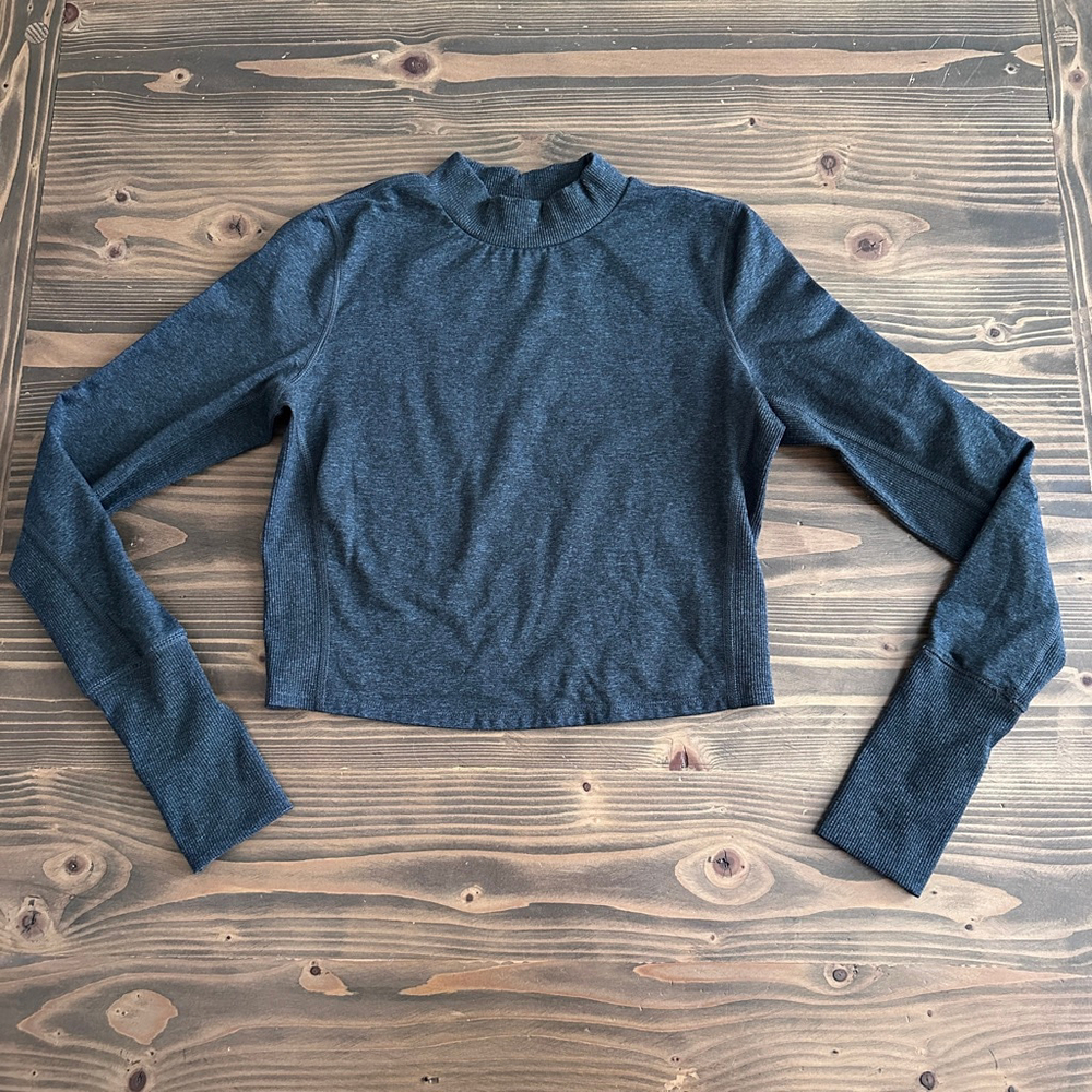 Old Navy Cozecore Top Womens XS Charcoal Mock Neck Thumbholes Athleisure Cropped